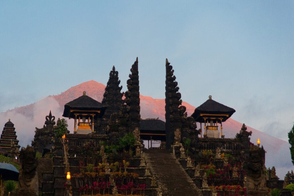 best bali cultural tours at besakih temple