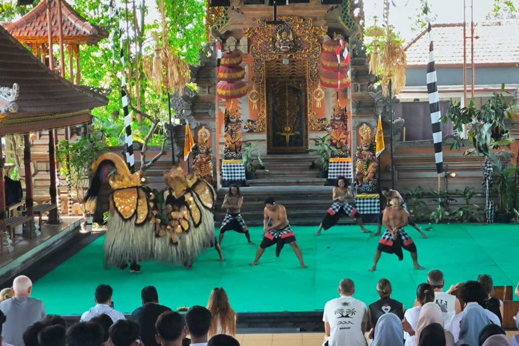 barong-and-kris-dance-bali-performance.jpg