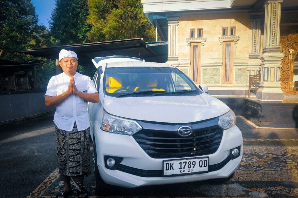 private driver bali with standar car