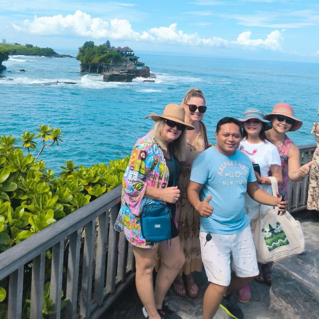 bali tour private driver in tanah lot temple