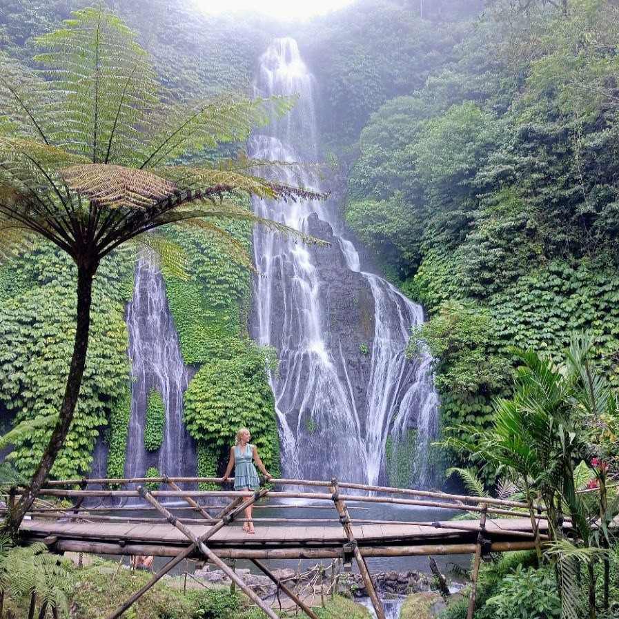 banyumala waterfall tour scenic lake viewpoint