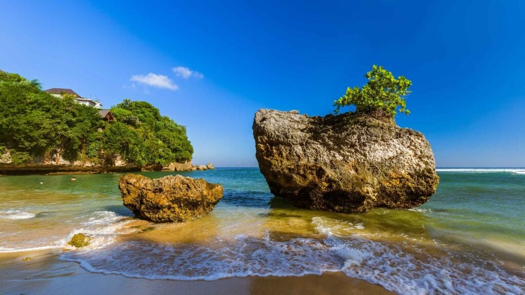 padang padang beach uluwatu eat pray love filming location